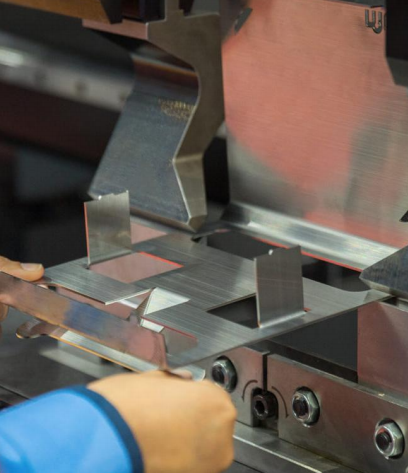 Precisie Custom Angle Iron Wall Brackets voor industrie en constructie!
